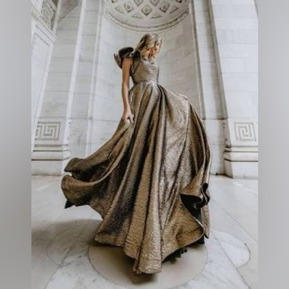 MAC DUGGAL 67297 ONE SHOULDER METALLIC ANTIQUE BRONZE BALL-GOWN sz 6 - Picture 6 of 12